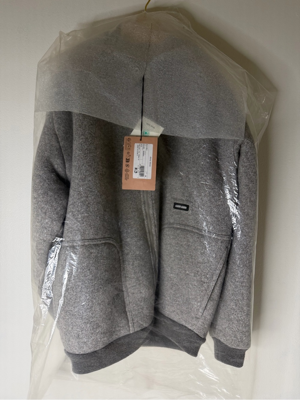 Miu Miu Cashmere Fleece Hoodie Jacket / Zip-Up Blouson in the beautiful Marmo - Picture 8 of 16